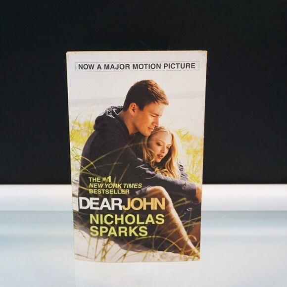 2 Nicholas Sparks Paperback Books Lot Lucky One Dear John Motion Picture Covers - Picture 4 of 9